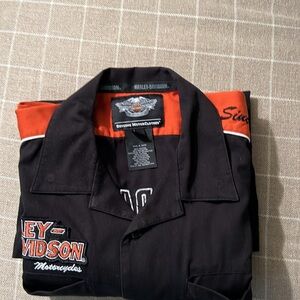 NWT (barcode sticker on collar tag) Harley Davidson genuine motor clothes, shirt